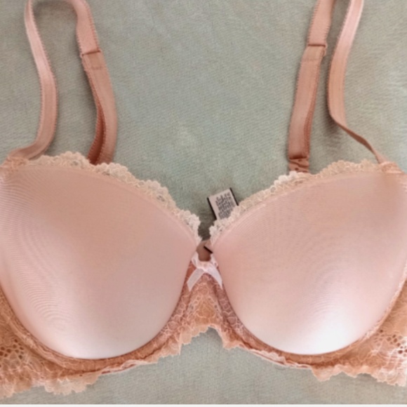 Share Victoria's Secret Dream Angels pink underwire lined demi bra sz34D NWOT - Picture 1 of 5